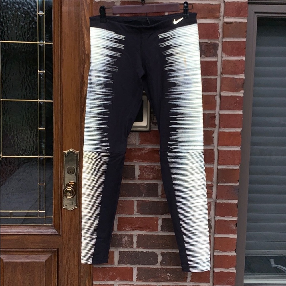 Nike reflective leggings